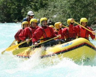  Rafting en Media Vézere